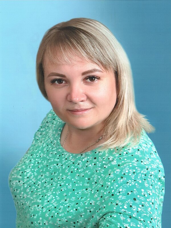 Комарова Марина Алексеевна.